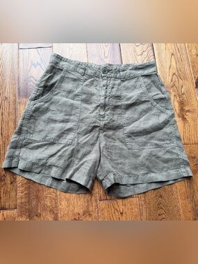 Enza Costa Linen High Waisted Shorts size 3 L perfect condition smoke pet free
